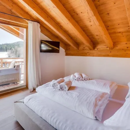 Apartman Luxus Bergblick - Zentral In Seefeld- Tirol By Interhome *