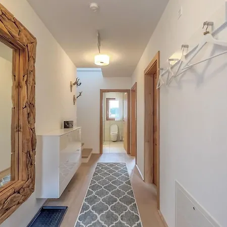 Luxus Bergblick - Zentral In Seefeld- Tirol By Interhome شقة سيفيلد ان تيرول
