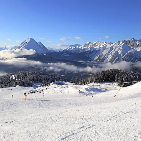Luxus Bergblick - Zentral In Seefeld- Tirol By Interhome Apartman Seefeld in Tirol